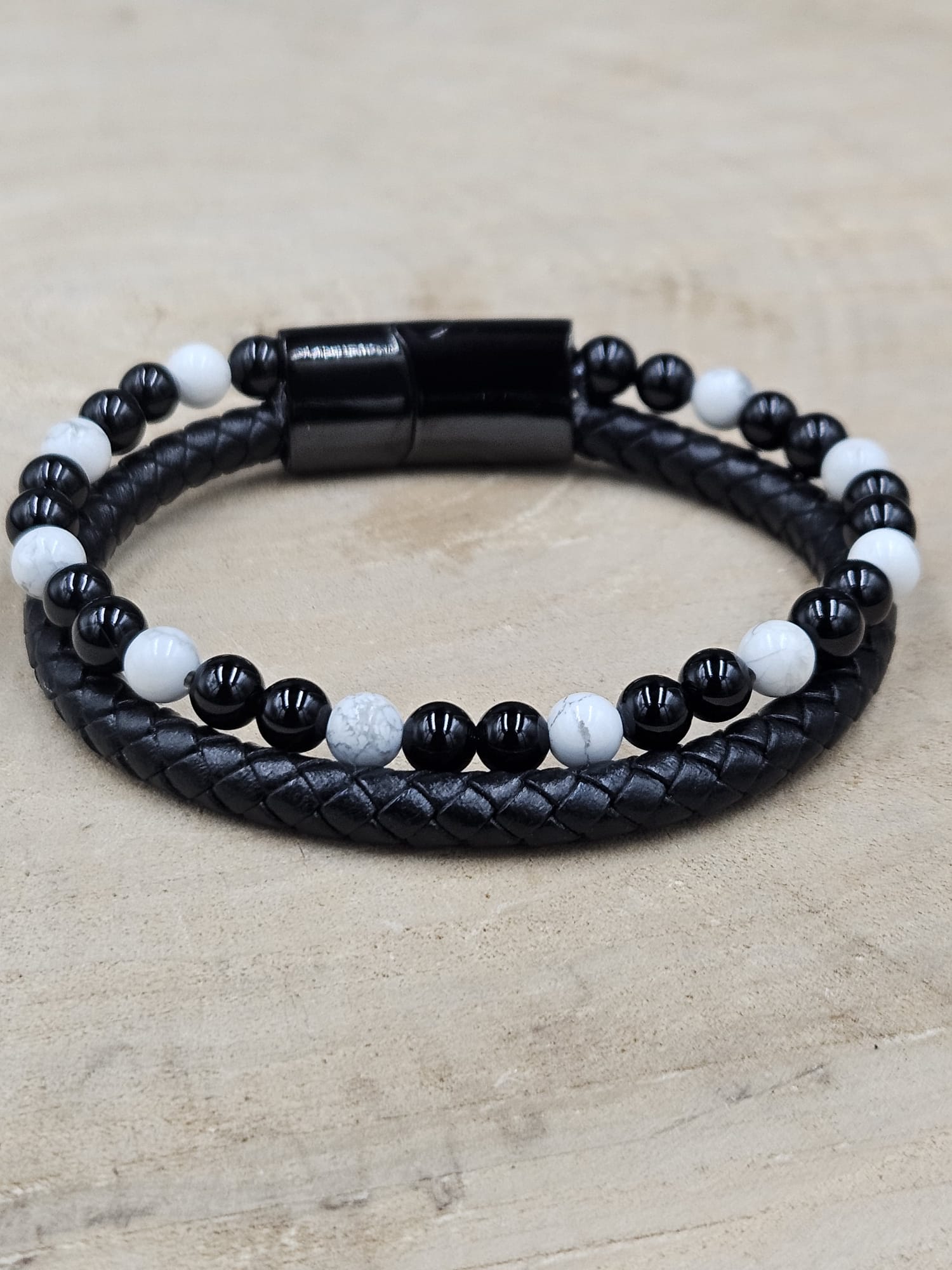Lederen armband Aska Onyx - Witte Howliet