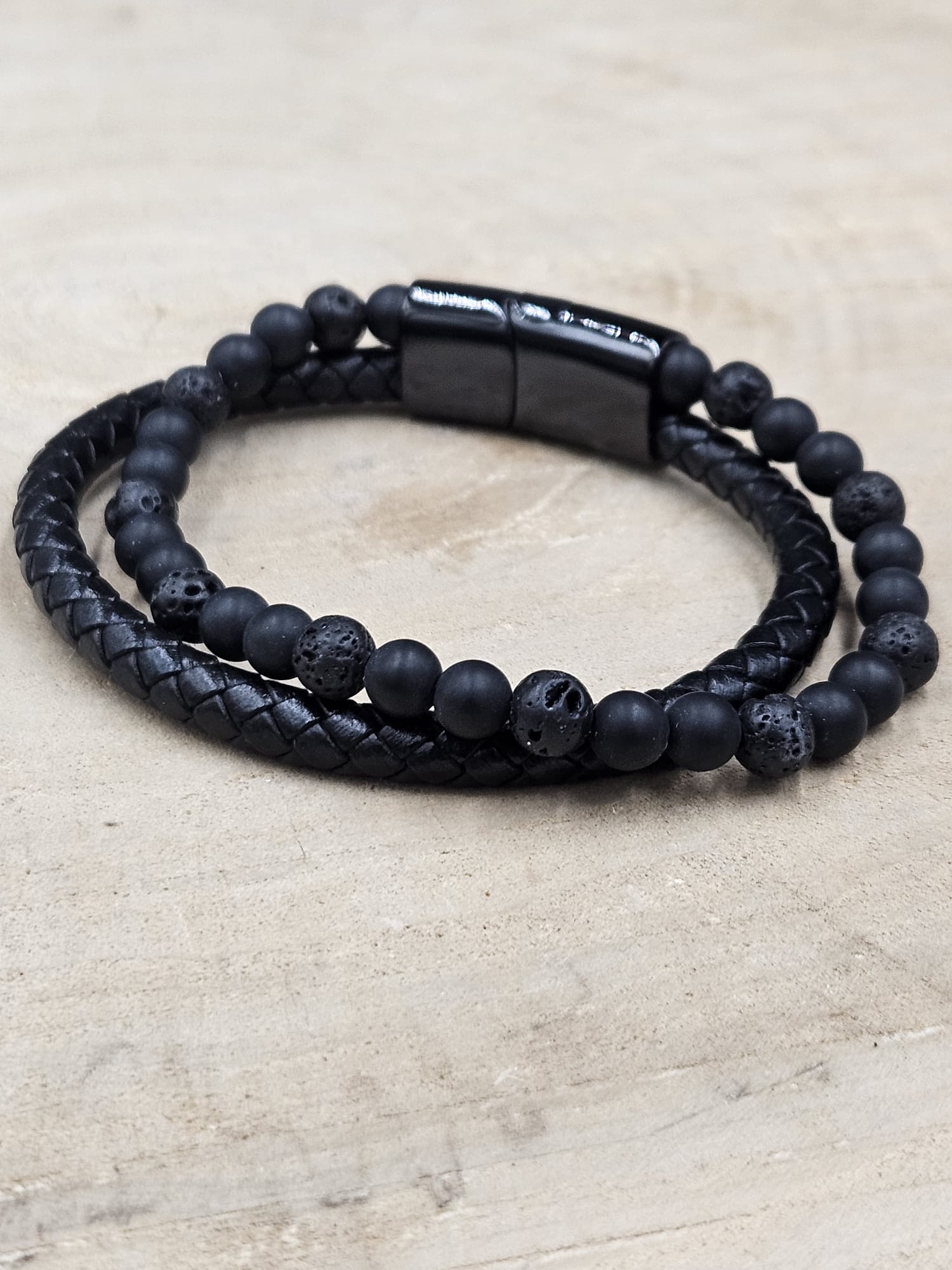 Lederen armband Aska Onyx - Shungiet