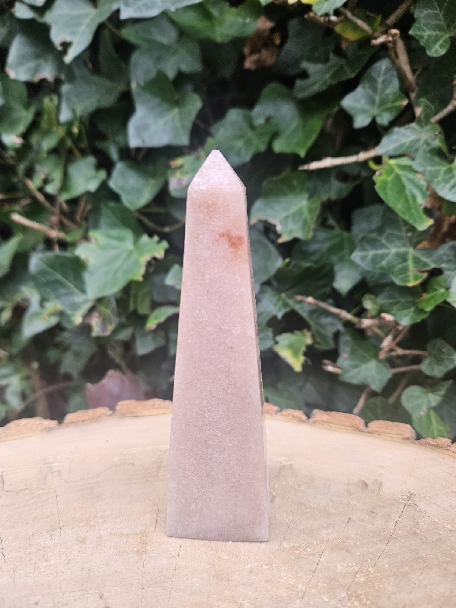 Roze amethist obelisk 00270